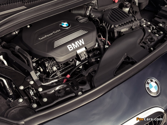 Images of BMW 218d Active Tourer Luxury Line UK-spec (F45) 2014 (640 x 480)