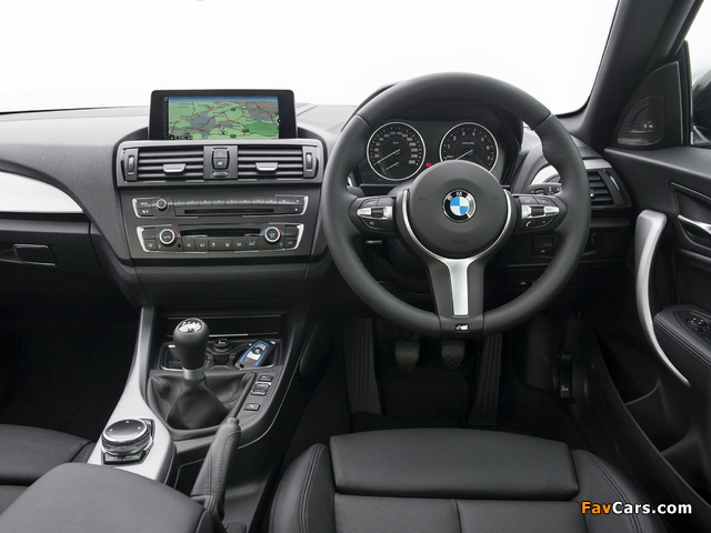 Images of BMW M235i Coupé ZA-spec (F22) 2014 (640 x 480)