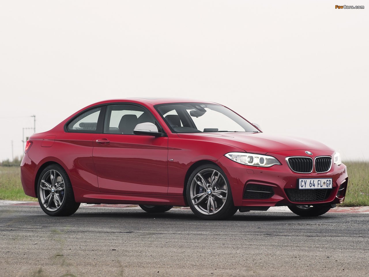 Images of BMW M235i Coupé ZA-spec (F22) 2014 (1280 x 960)