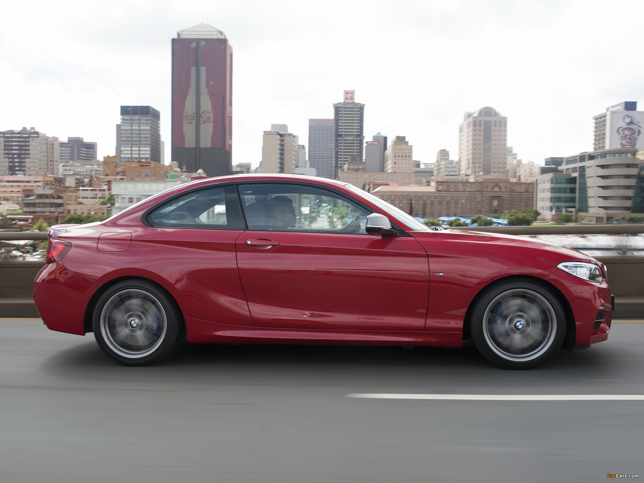 Images of BMW M235i Coupé ZA-spec (F22) 2014 (2048 x 1536)