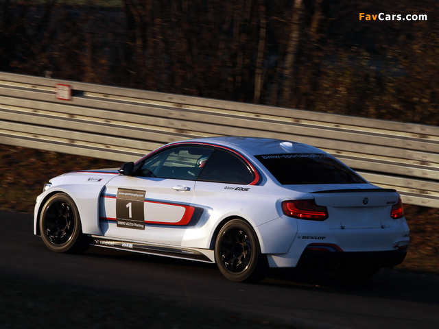 Images of BMW M235i Racing (F22) 2014 (640 x 480)