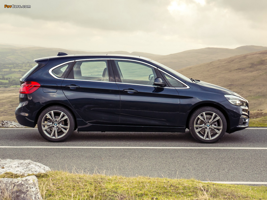 Images of BMW 218d Active Tourer Luxury Line UK-spec (F45) 2014 (1024 x 768)