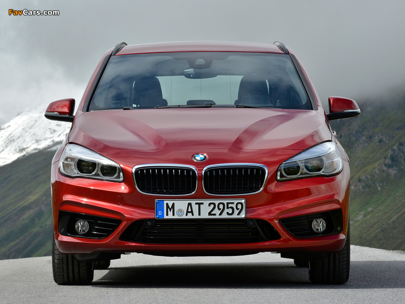 Images of BMW 218d Active Tourer Sport Line (F45) 2014 (800 x 600)