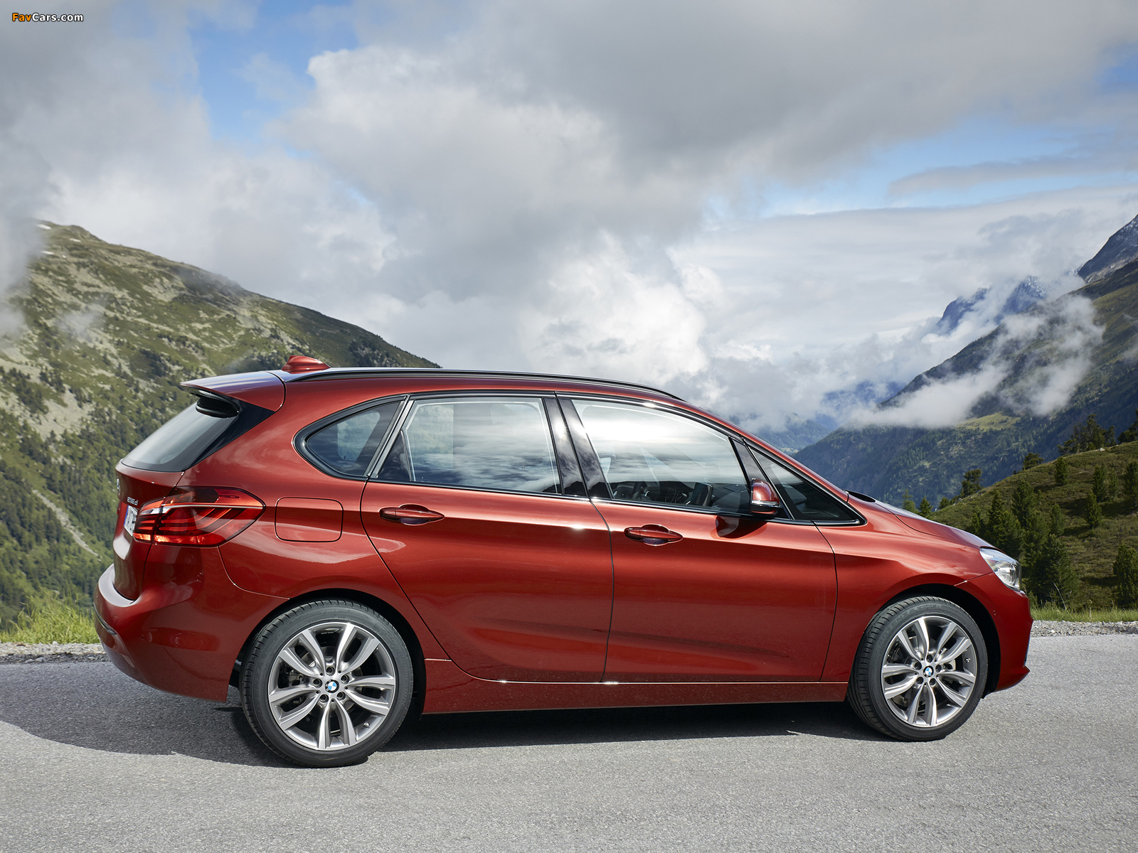 Pictures of BMW 218d Active Tourer Sport Line (F45) 2014 (1600 x 1200)