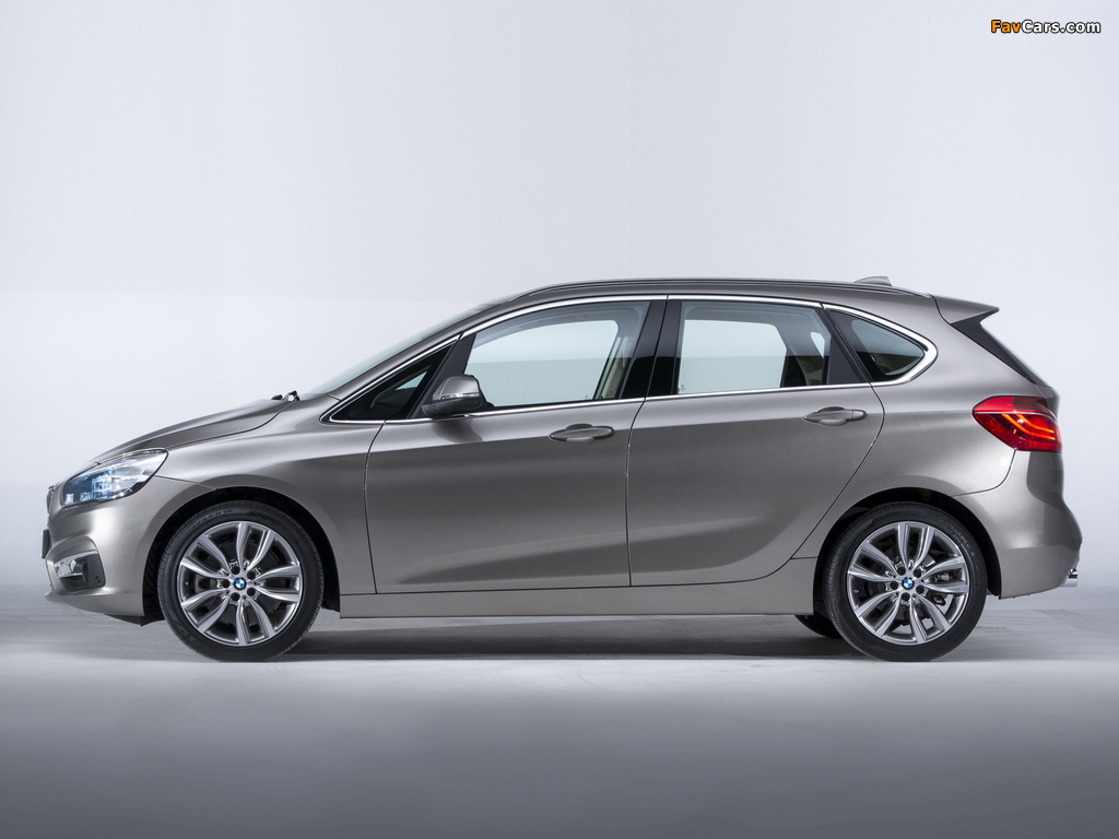 Pictures of BMW 225i Active Tourer Luxury Line (F45) 2014 (1024 x 768)