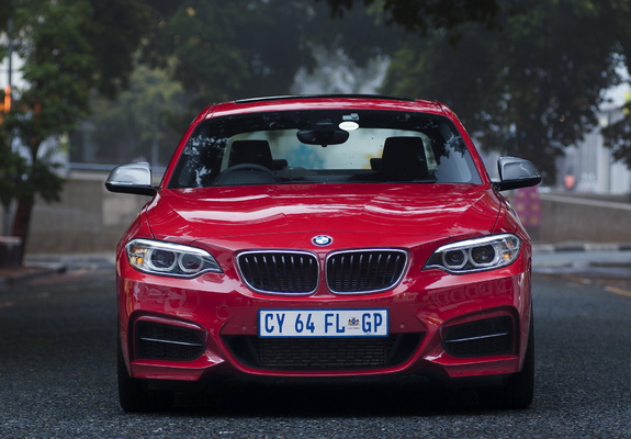 Pictures of BMW M235i Coupé ZA-spec (F22) 2014