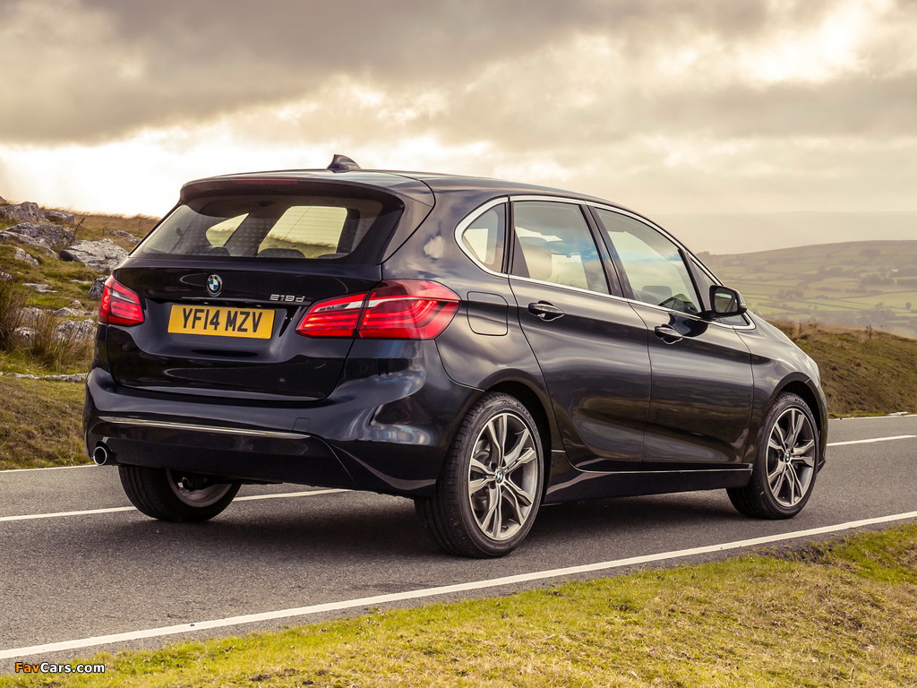 Pictures of BMW 218d Active Tourer Luxury Line UK-spec (F45) 2014 (1024 x 768)