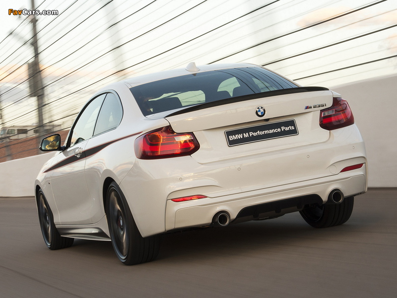 Pictures of BMW M235i Coupé M Performance Accessories (F22) 2014 (800 x 600)