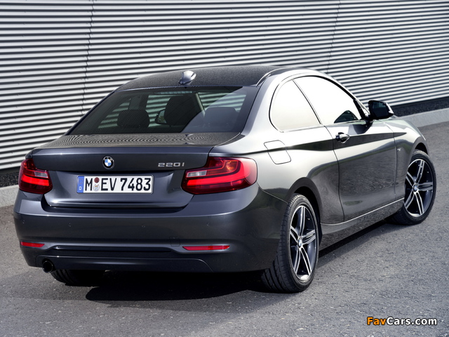 BMW 220i Coupé Sport Line (F22) 2014 wallpapers (640 x 480)