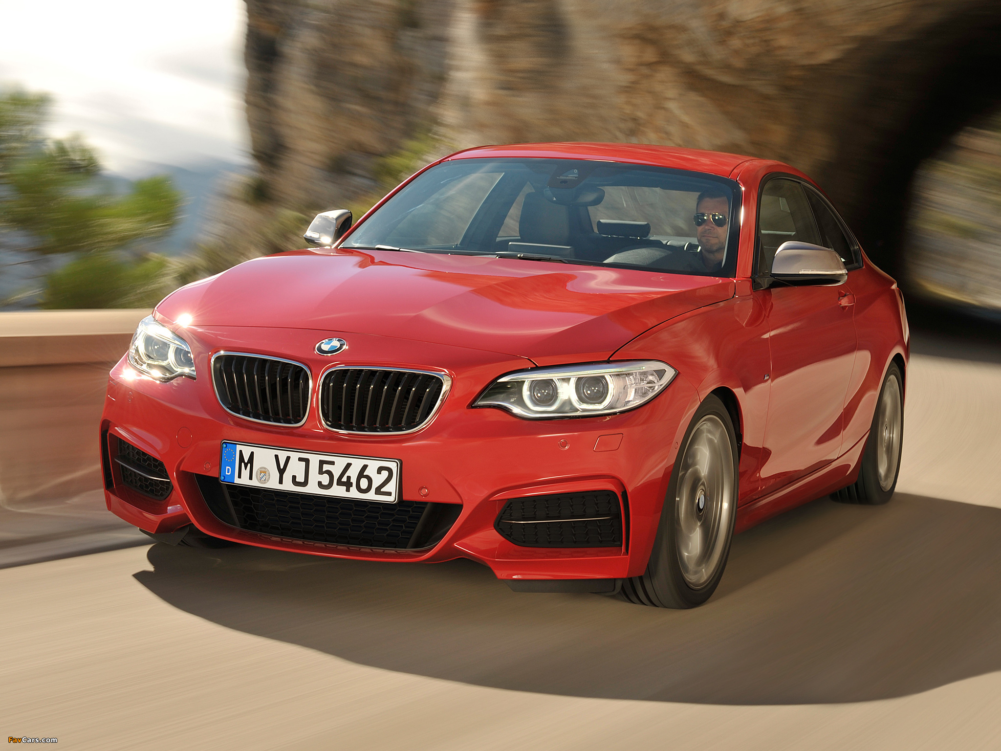 BMW M235i Coupé (F22) 2014 wallpapers (2048 x 1536)