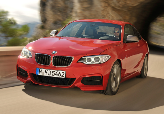 BMW M235i Coupé (F22) 2014 wallpapers