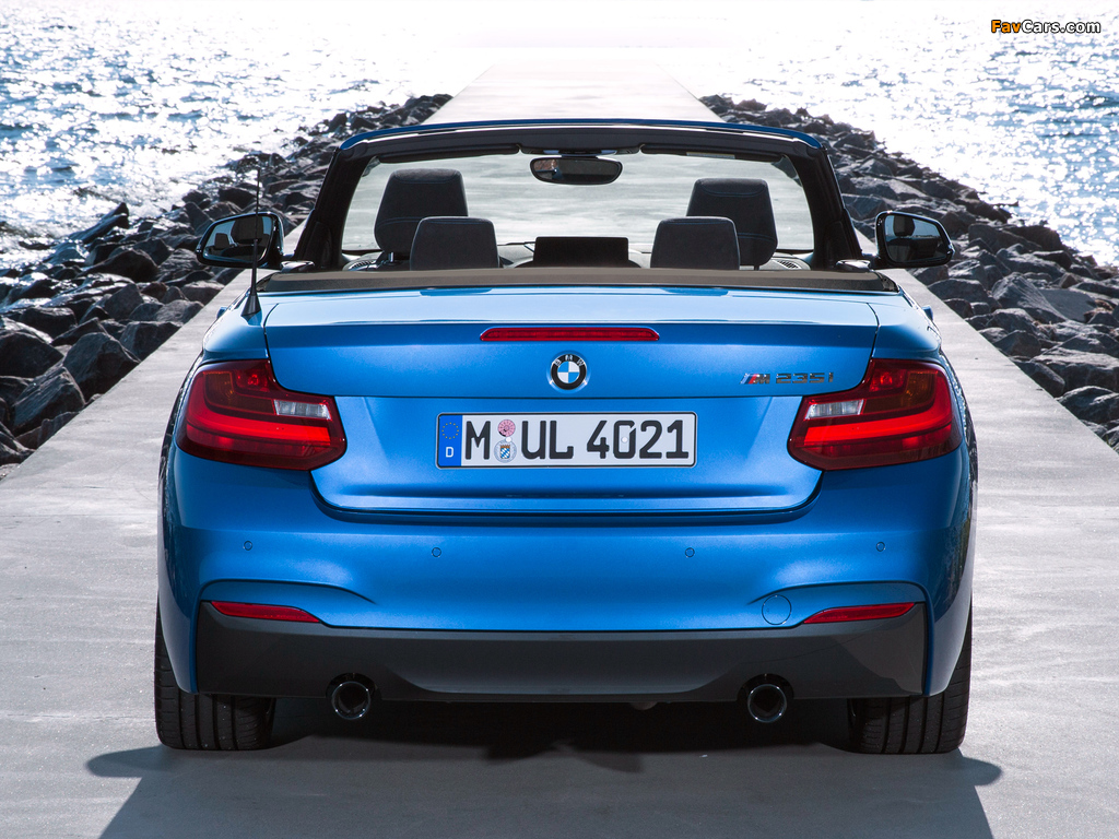 BMW M235i Cabrio (F23) 2014 wallpapers (1024 x 768)