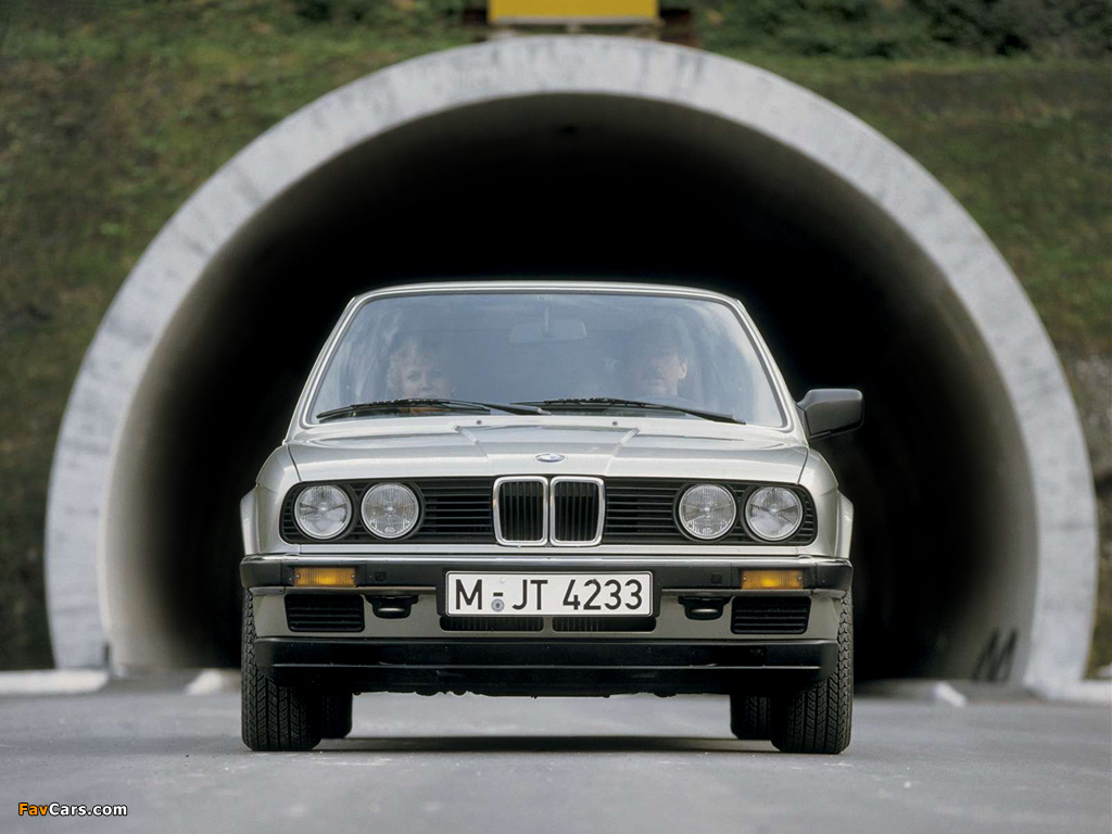 BMW 318i Coupe (E30) 1982–91 images (1024 x 768)