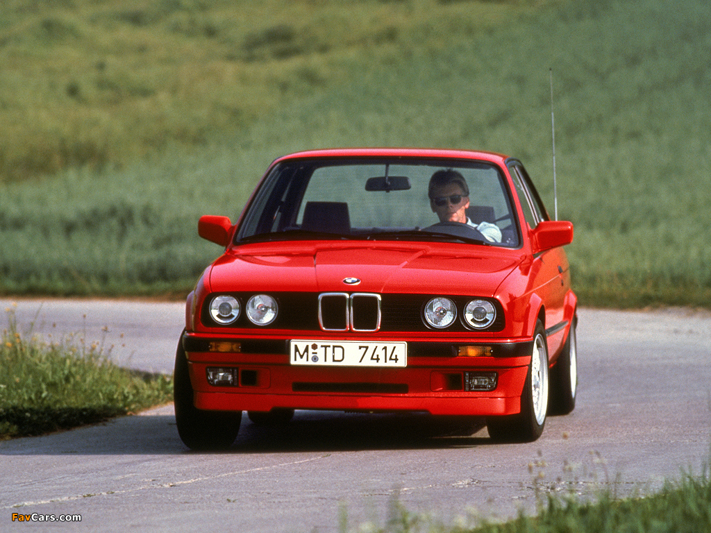 BMW 320i Coupe (E30) 1982–91 images (1024 x 768)