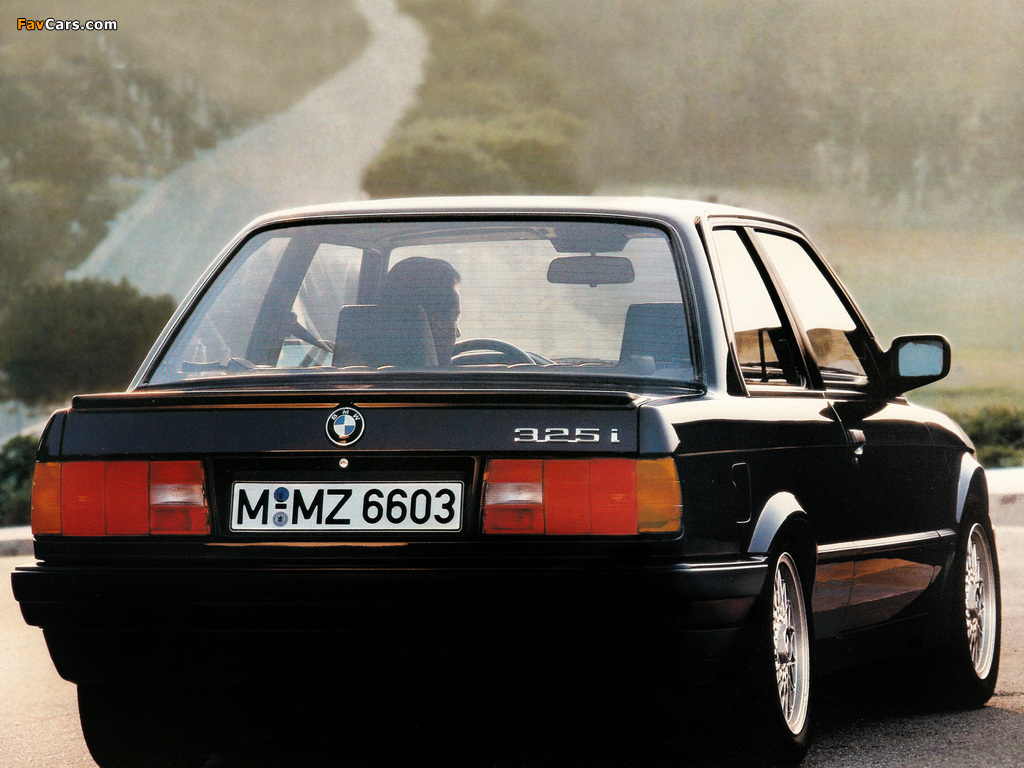 BMW 325i Coupe (E30) 1983–91 images (1024 x 768)