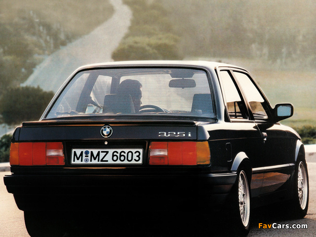 BMW 325i Coupe (E30) 1983–91 images (640 x 480)