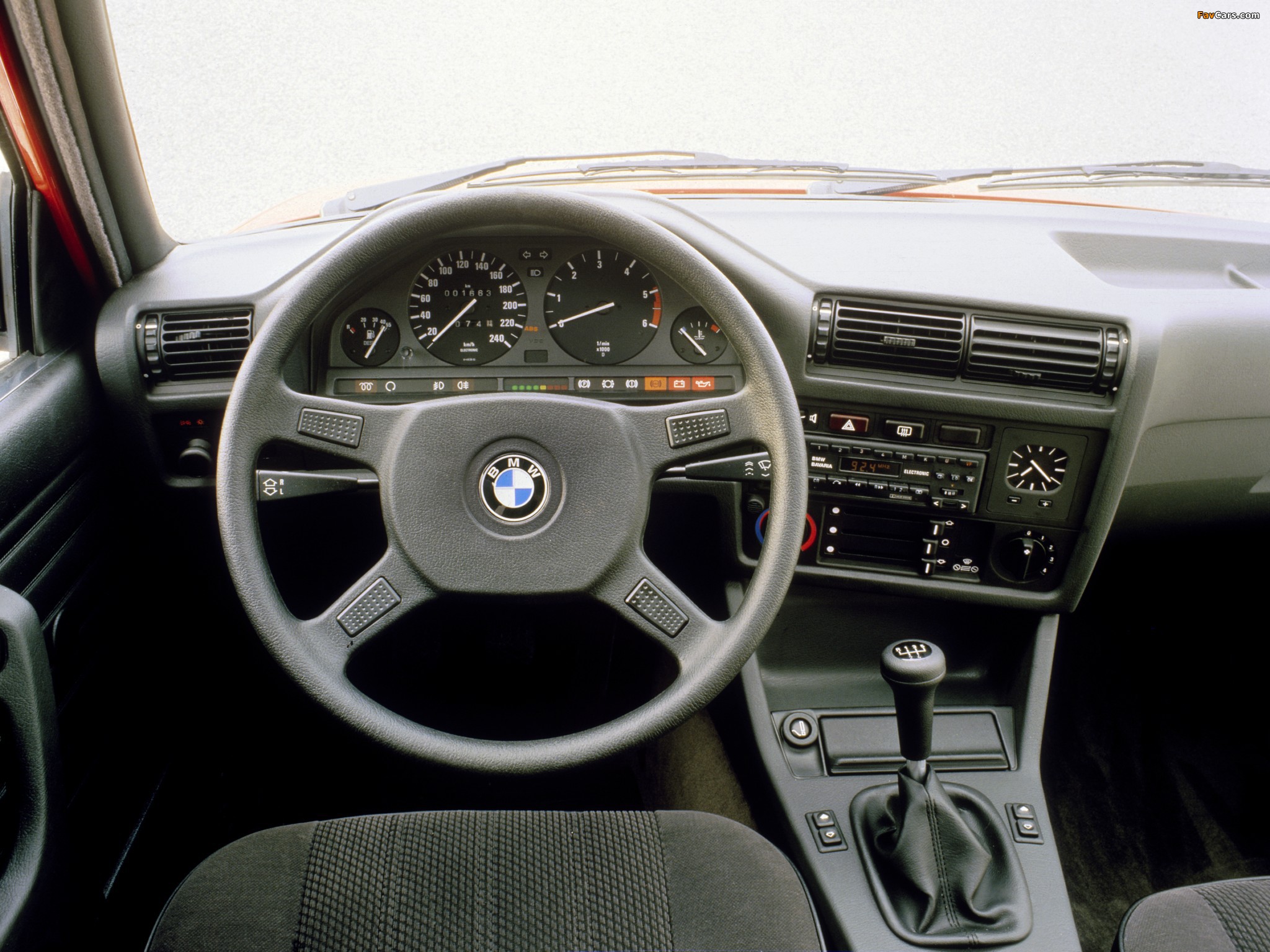 BMW 324d Sedan (E30) 1985–90 wallpapers (2048 x 1536)