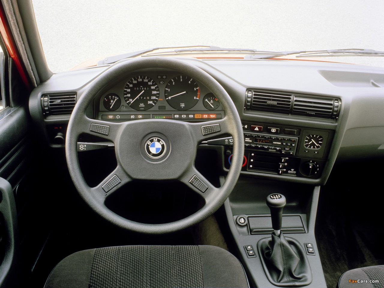 BMW 324d Sedan (E30) 1985–90 wallpapers (1280 x 960)