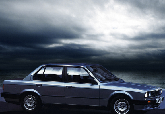 BMW 324td Sedan (E30) 1987–90 images