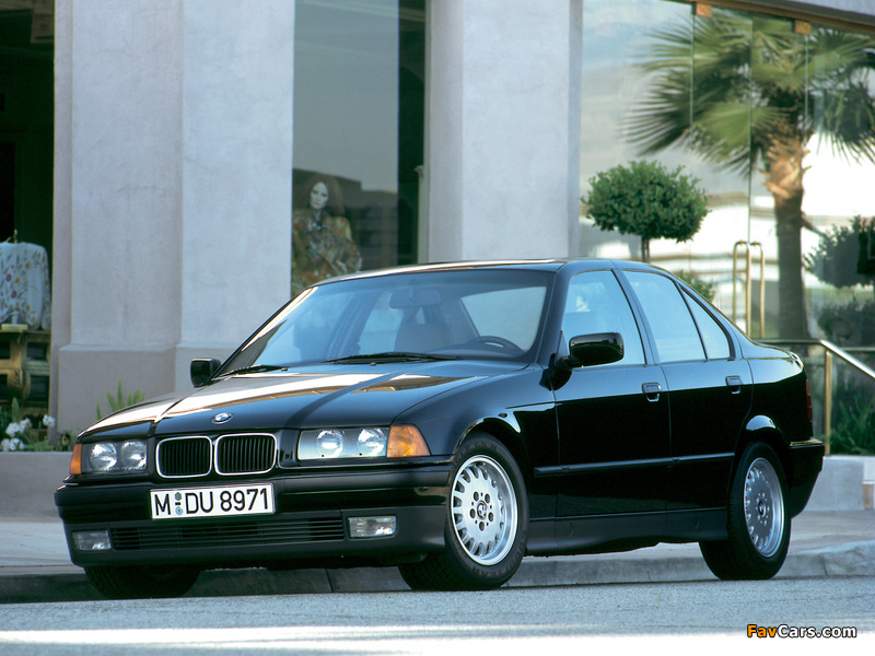 BMW 320i Sedan (E36) 1991–98 images (800 x 600)