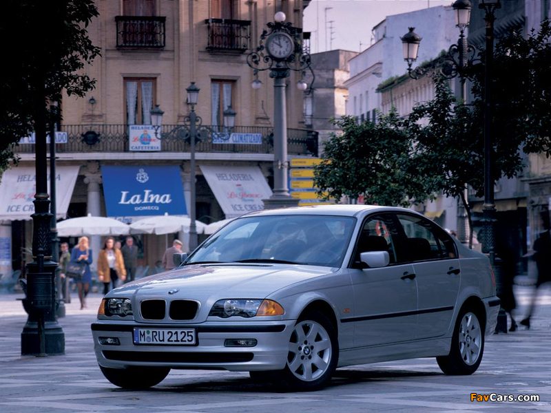 BMW 328i Sedan (E46) 1998–2000 photos (800 x 600)