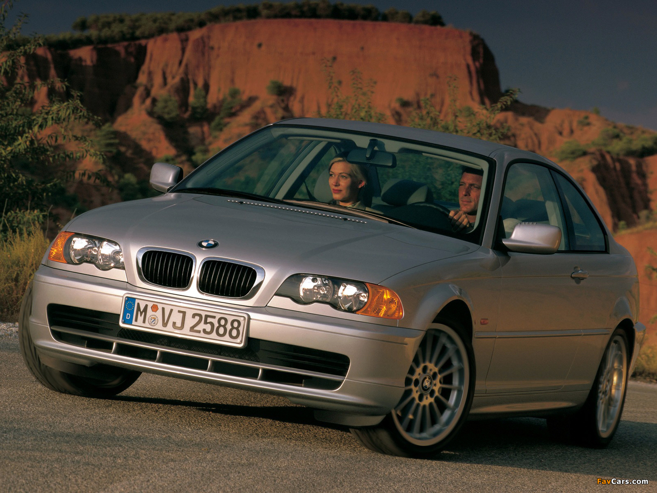 BMW 318Ci Coupe (E46) 1999–2003 images (1280 x 960)