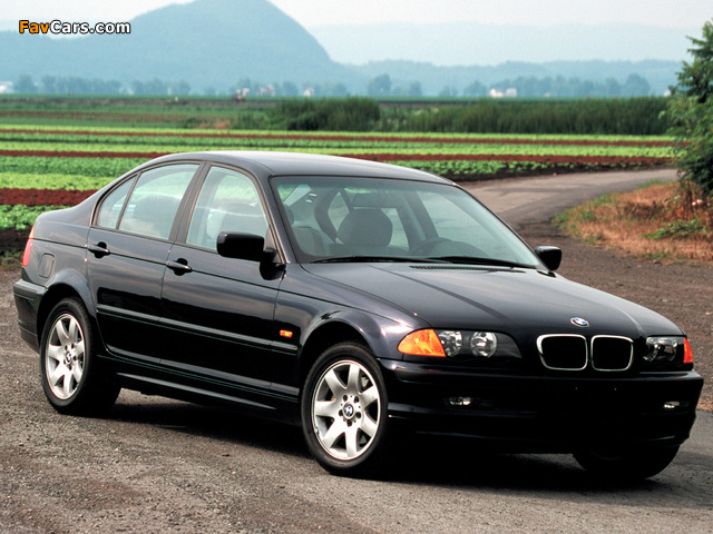 BMW 325Xi Sedan US-spec (E46) 2000–01 images (640 x 480)