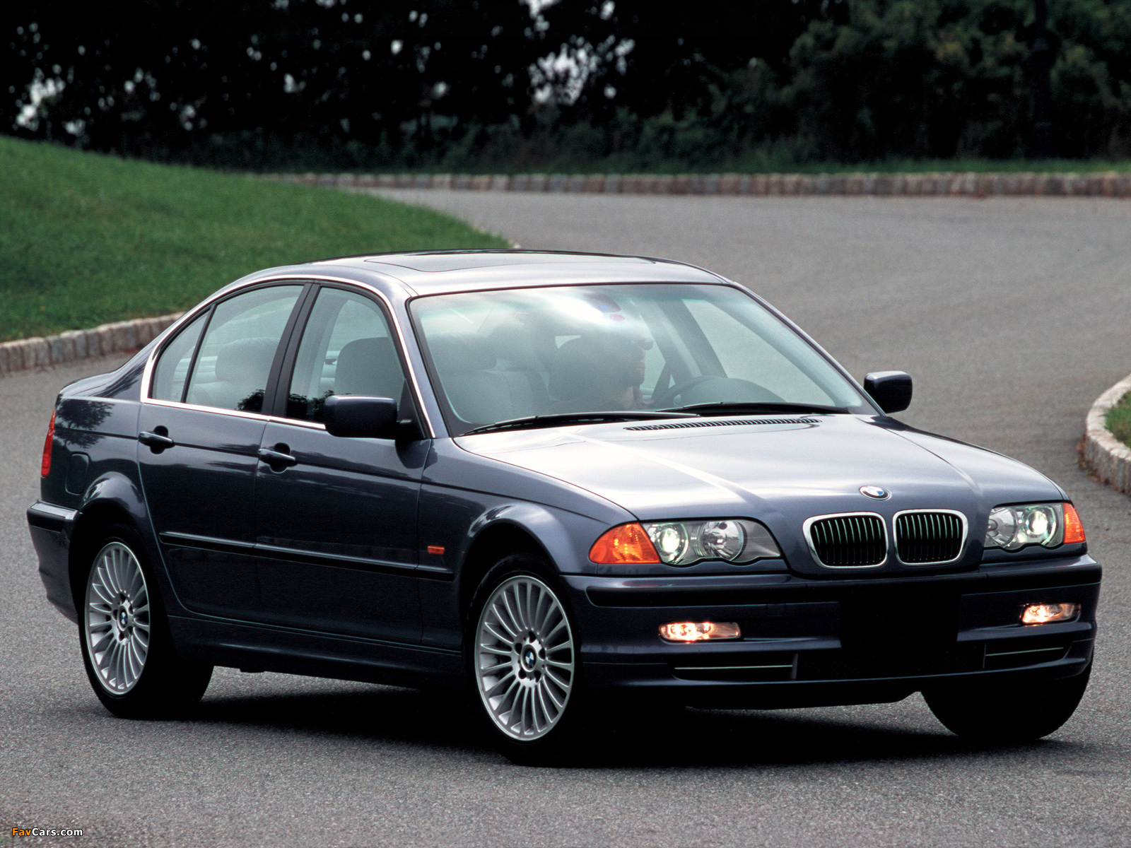 BMW 330Xi Sedan US-spec (E46) 2000–01 photos (1600 x 1200)