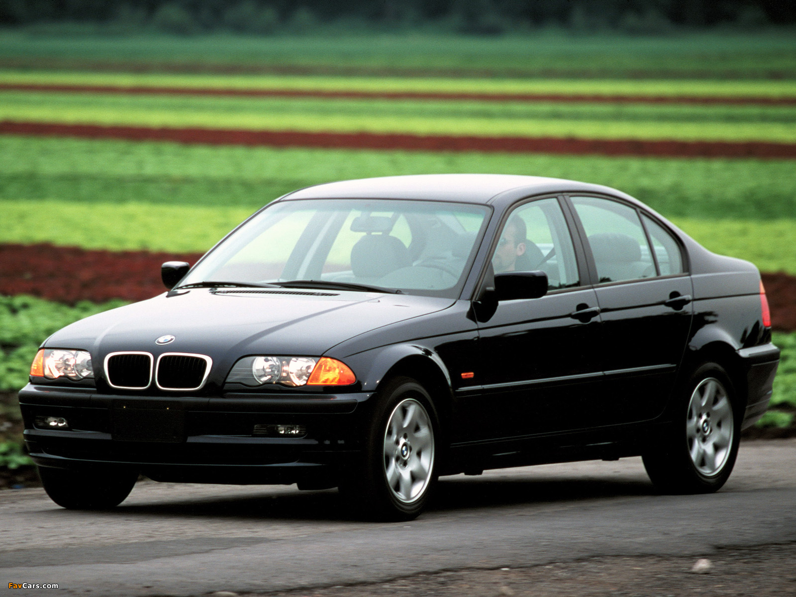 BMW 325Xi Sedan US-spec (E46) 2000–01 photos (1600 x 1200)