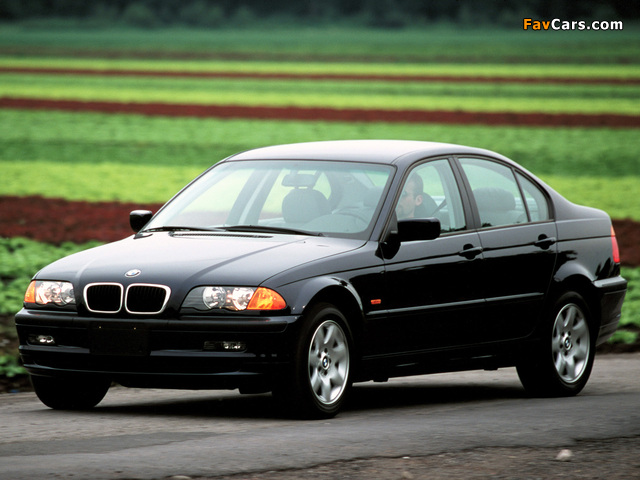 BMW 325Xi Sedan US-spec (E46) 2000–01 photos (640 x 480)