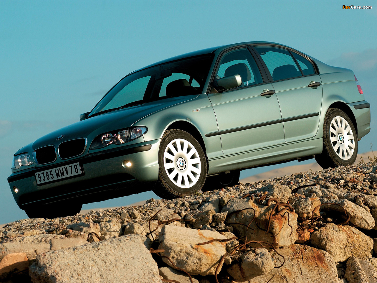 BMW 320d Sedan (E46) 2001–05 images (1280 x 960)