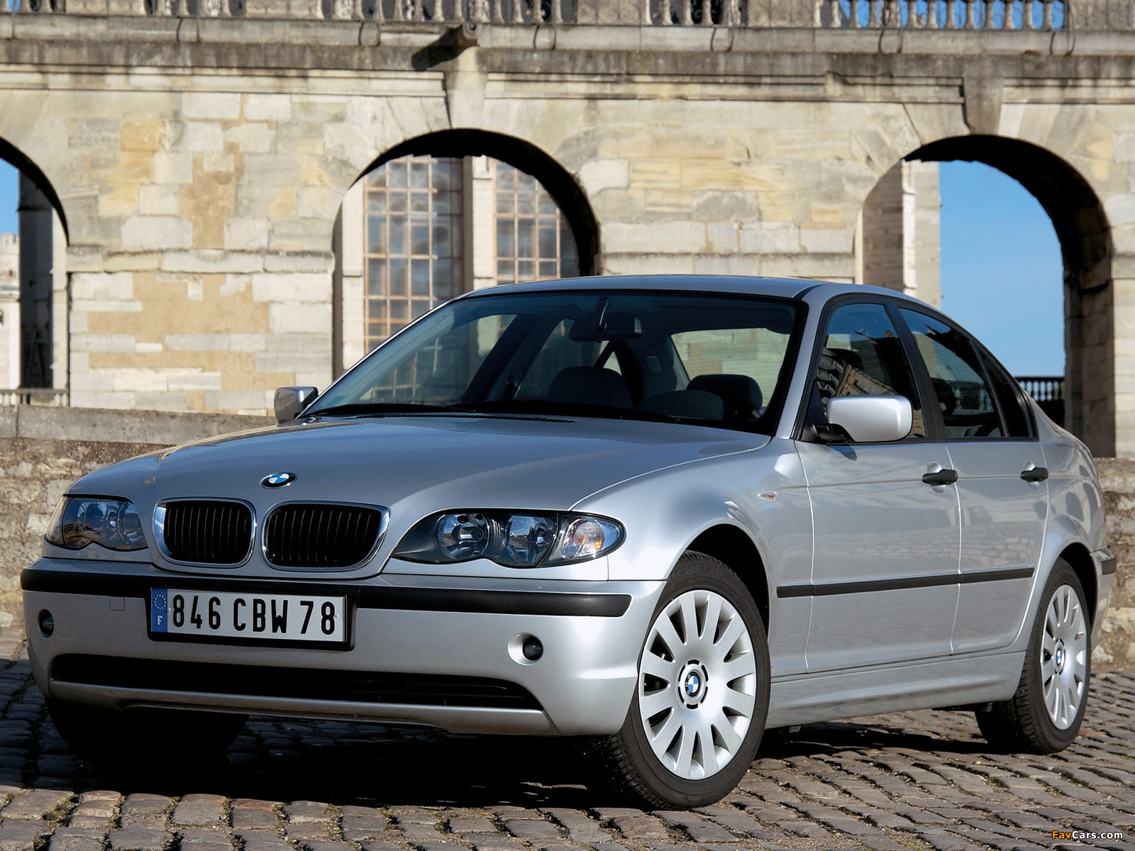 BMW 318i Sedan (E46) 2001–05 images (1600 x 1200)