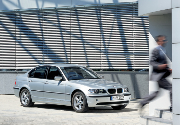 BMW 318i Sedan (E46) 2001–05 pictures