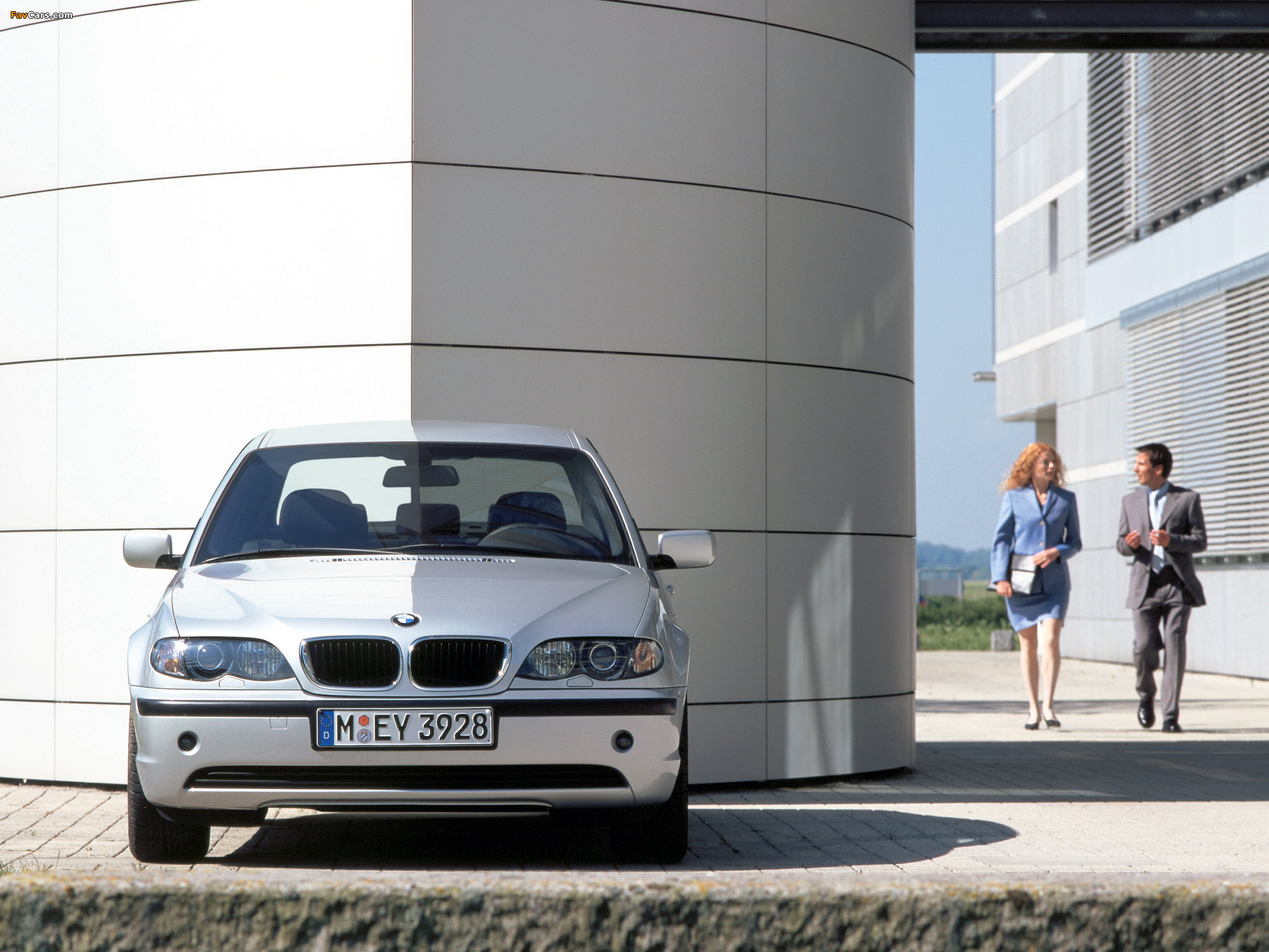 BMW 318i Sedan (E46) 2001–05 wallpapers (2048 x 1536)