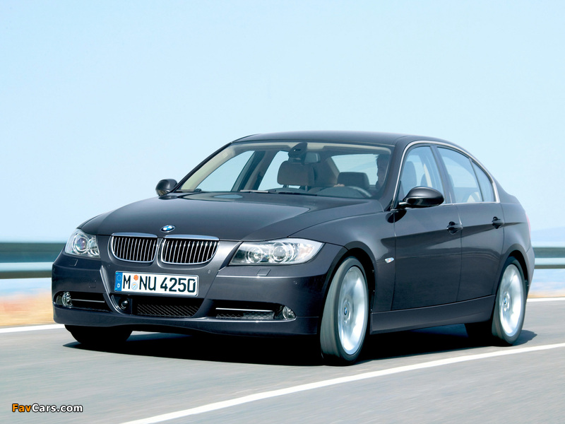 BMW 330i Sedan (E90) 2005–08 images (800 x 600)