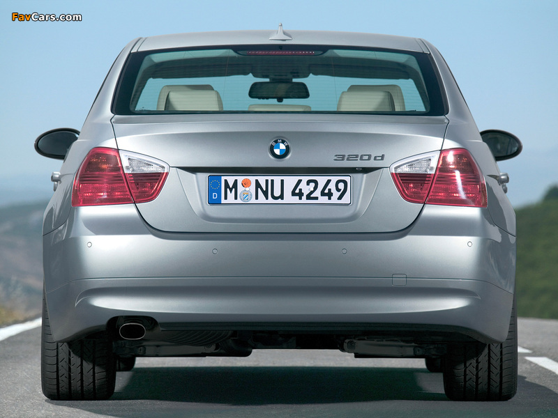 BMW 320d Sedan (E90) 2005–08 images (800 x 600)