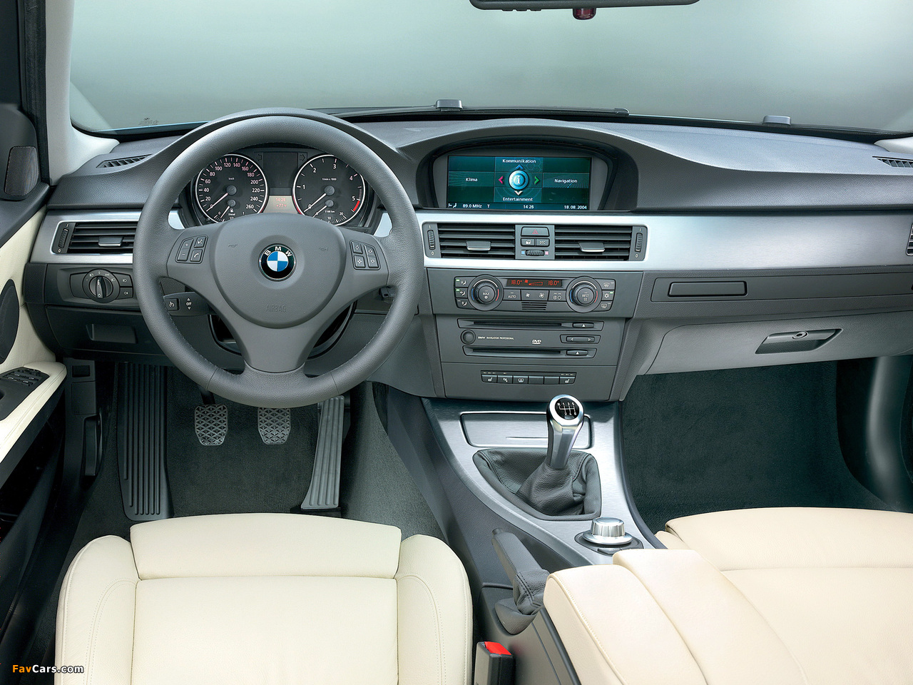 BMW 320d Sedan (E90) 2005–08 images (1280 x 960)