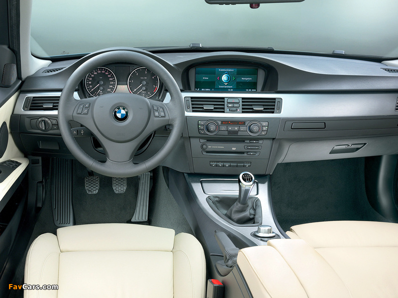 BMW 320d Sedan (E90) 2005–08 images (800 x 600)