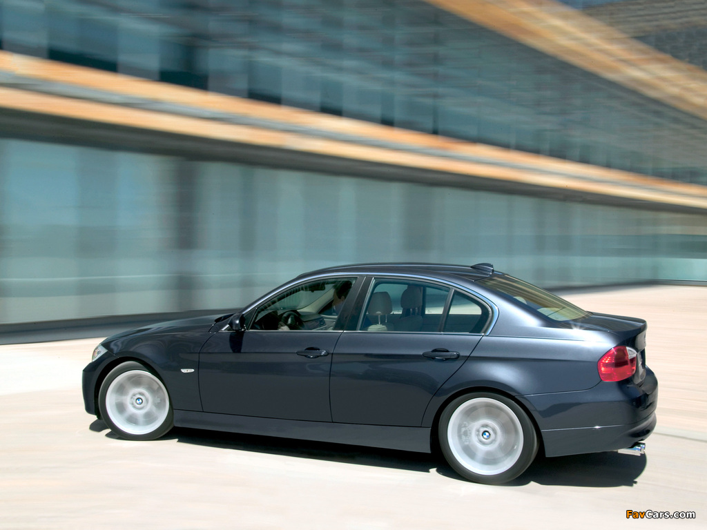 BMW 330i Sedan (E90) 2005–08 pictures (1024 x 768)