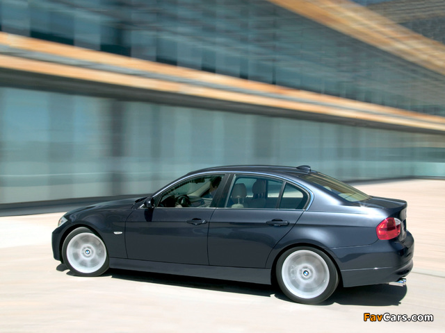 BMW 330i Sedan (E90) 2005–08 pictures (640 x 480)