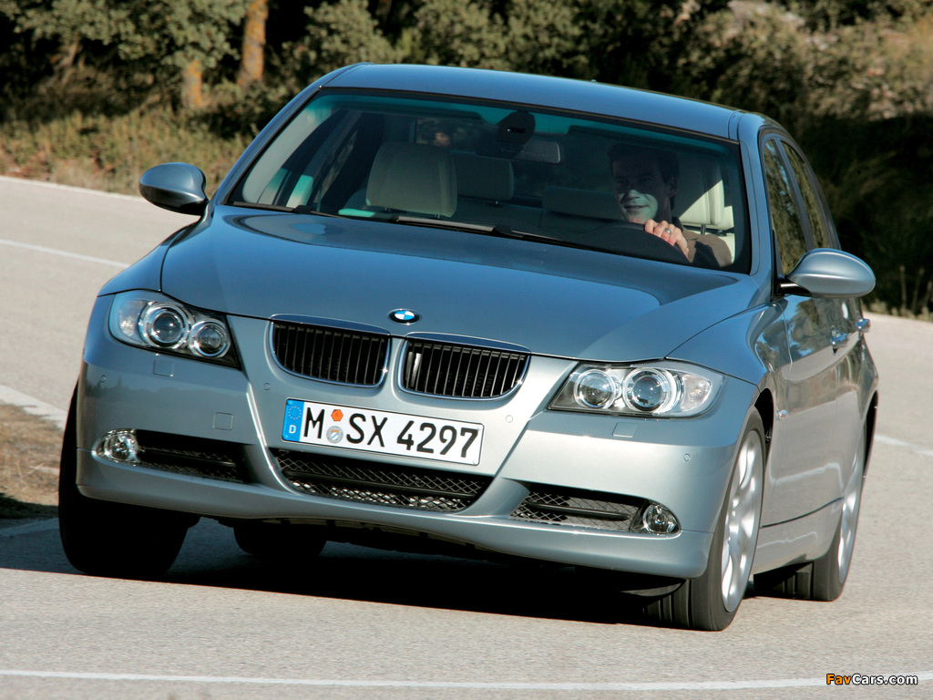 BMW 320d Sedan (E90) 2005–08 wallpapers (1024 x 768)