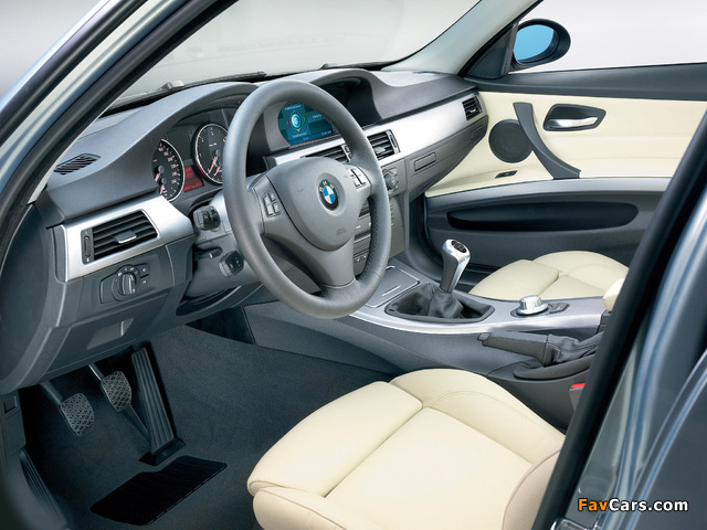 BMW 320d Sedan (E90) 2005–08 wallpapers (640 x 480)