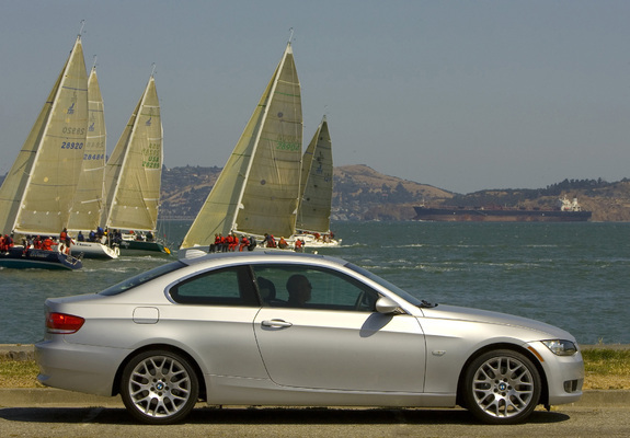 BMW 328i Coupe US-spec (E92) 2006–10 photos