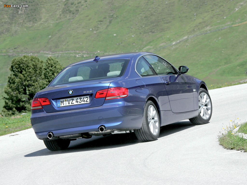 BMW 335i Coupe (E92) 2007–10 images (1024 x 768)