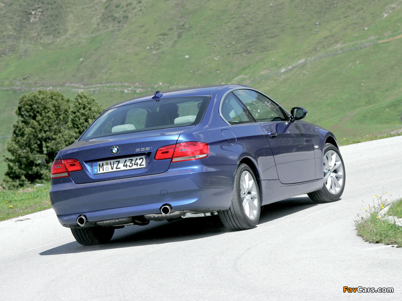 BMW 335i Coupe (E92) 2007–10 images (800 x 600)