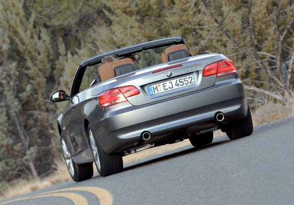 BMW 335i Cabrio (E93) 2007–10 images