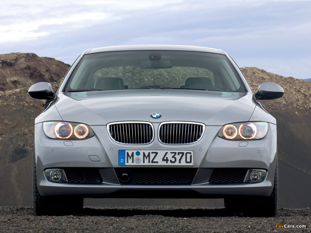 BMW 335i Coupe (E92) 2007–10 images (1024 x 768)