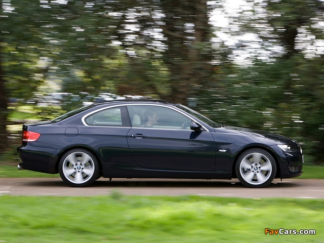 BMW 335i Coupe UK-spec (E92) 2007–10 photos (640 x 480)