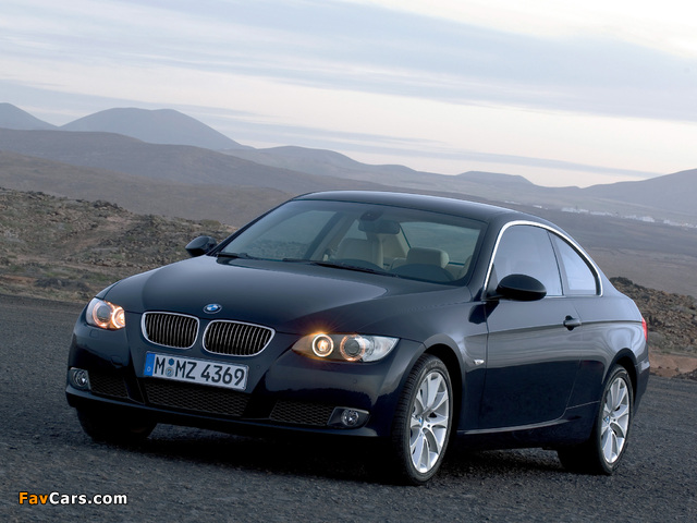 BMW 335i Coupe (E92) 2007–10 photos (640 x 480)