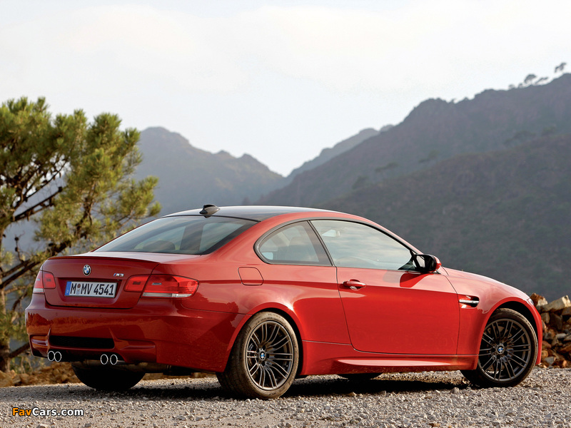 BMW M3 Coupe (E92) 2007–10 pictures (800 x 600)